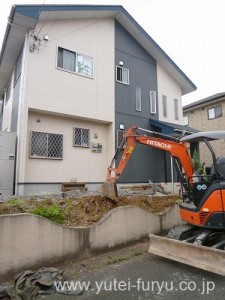 車庫拡張中